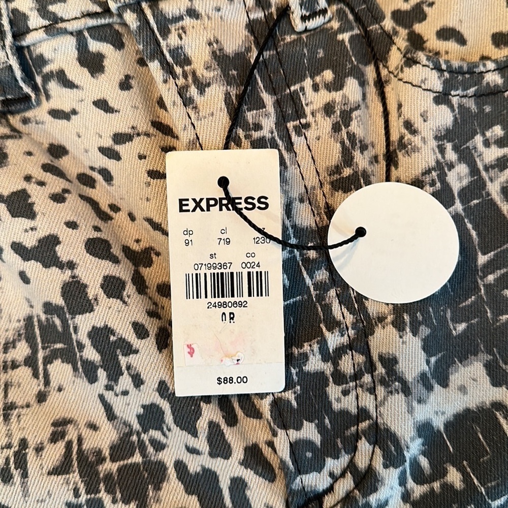 EXPRESS Stretch Skinny High Rise Snake Print Jeans, size 0 NWT - Picture 11 of 15